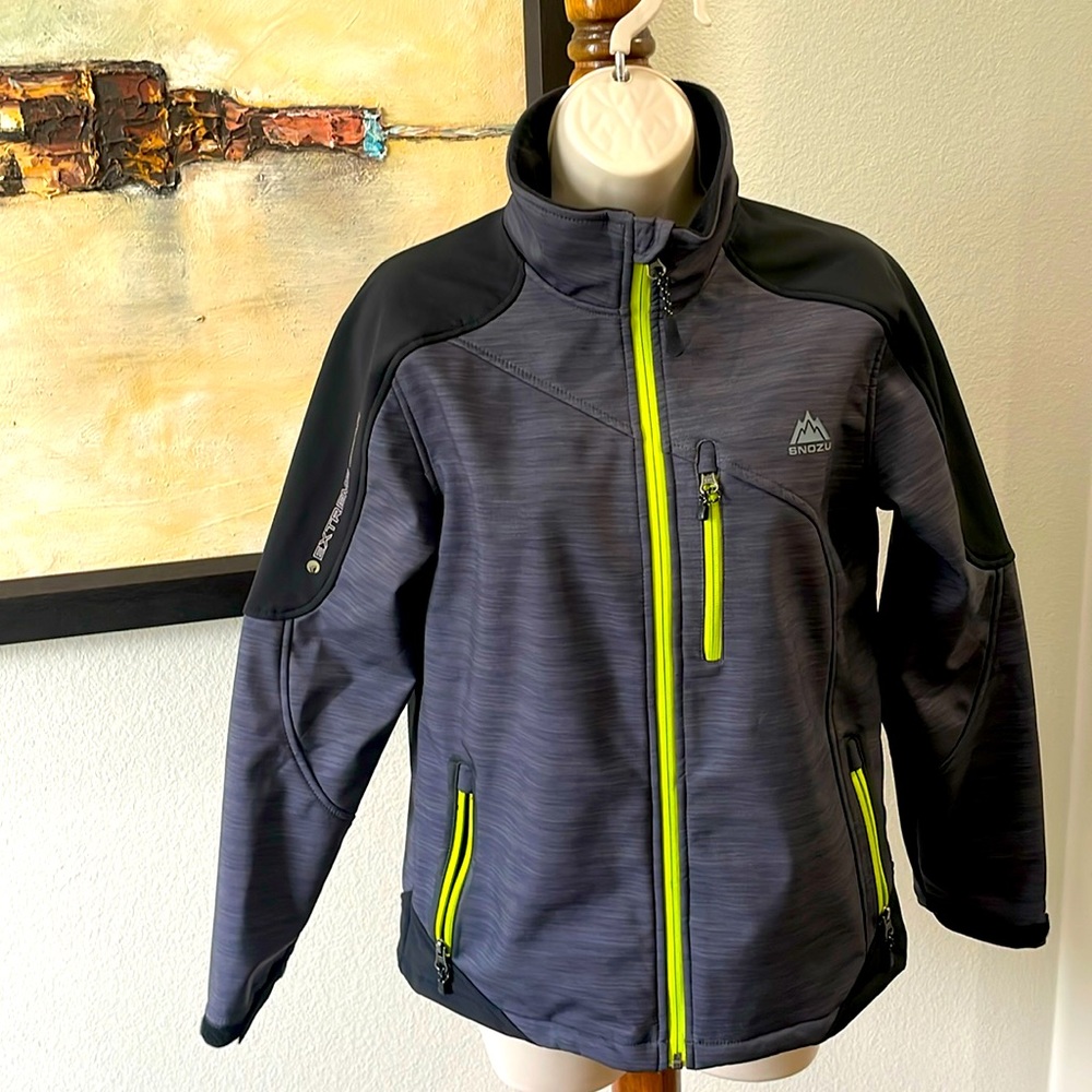 SNOZU BOYS JACKET SZ LARGE. Grey black and neon green.Fleece lined Velcro sleeve
